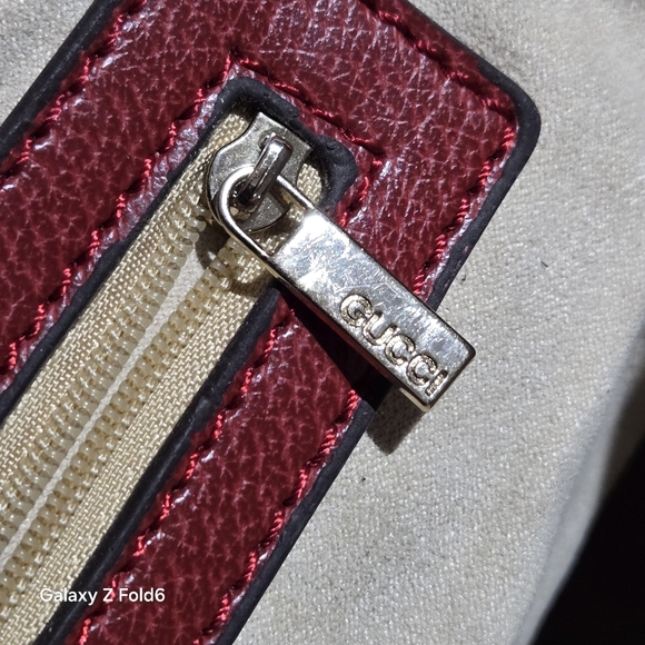 Gucci Supreme Controllato Monogram Zippered Tote Bag - Picture 6 of 10